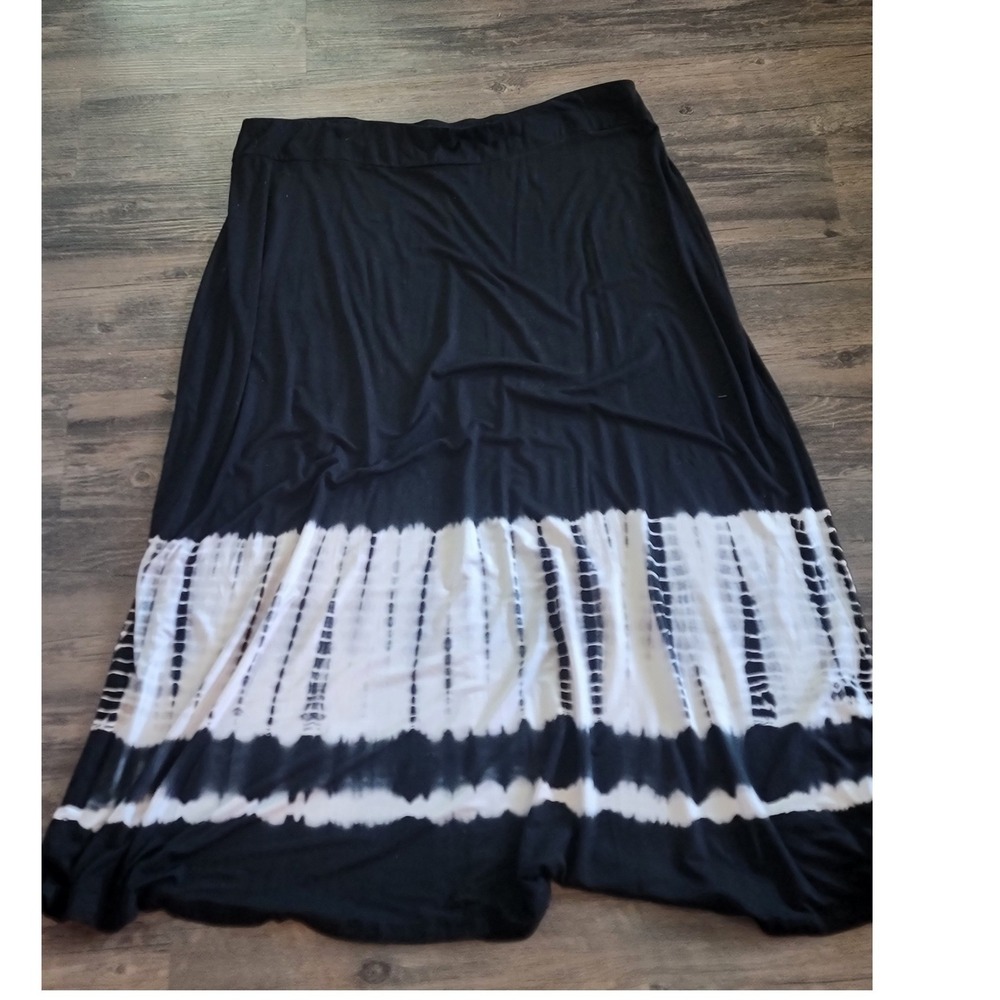 Avenue Womens Black White Tie Dye Maxi Skirt Size 14/16 Stretchā Jersey Knit